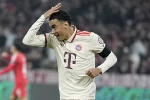 ¡Mi Pobre Angelito! Musiala recrea icónica escena de película navideña