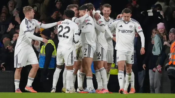 Así reaccionó la prensa inglesa al gol y festejo de Raúl Jiménez