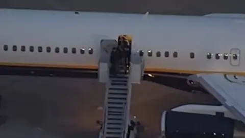 Nicolás Maduro llega a una base militar de Nueva York