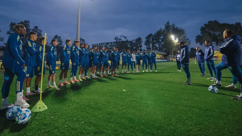 ¡Están enojados! Aficionados arremeten contra el América por falta de fichajes