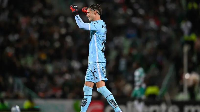 El destacado gesto de Ezequiel Unsain a un aficionado luego de la victoria ante Santos