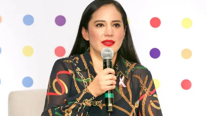 VIDEO Sandra Cuevas responde amenaza de muerte en live: “Es más fácil que termines tú en bolsas”