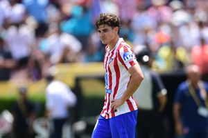 Barcelona reaviva interés por Julián Álvarez y valora su compra en 80 MDD