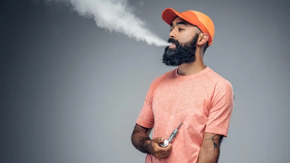 Prohibición de vapeadores en México: ¿Te pueden meter a la cárcel por usar cigarros electrónicos?