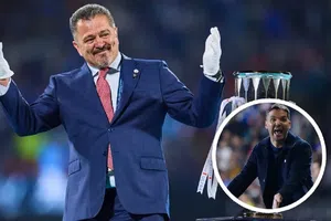 ‘Menos palabras y mejores resultados’: Carlos Hermosillo explotó contra Nicolás Larcamón