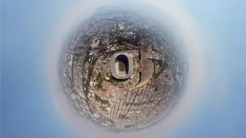 Continúan las remodelaciones del Estadio Azteca y las pantallas gigantes roban protagonismo