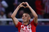 Chivas sigue con paso perfecto tras vencer a Querétaro en casa