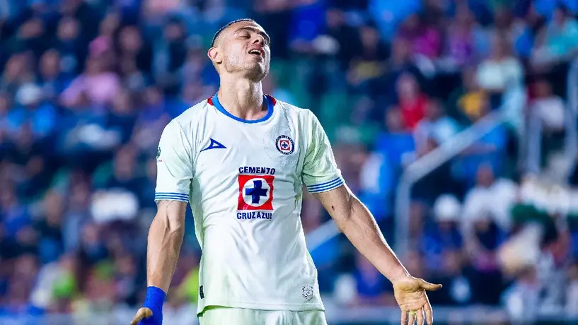 ¡Fichaje caído! Giakoumakis rechaza al Atlético Mineiro y frustra al Cruz Azul con 7.5 millones de dólares