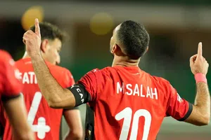 Egipto golea a Benín, de la mano de Mohamed Salah, y avanza a Cuartos de Final