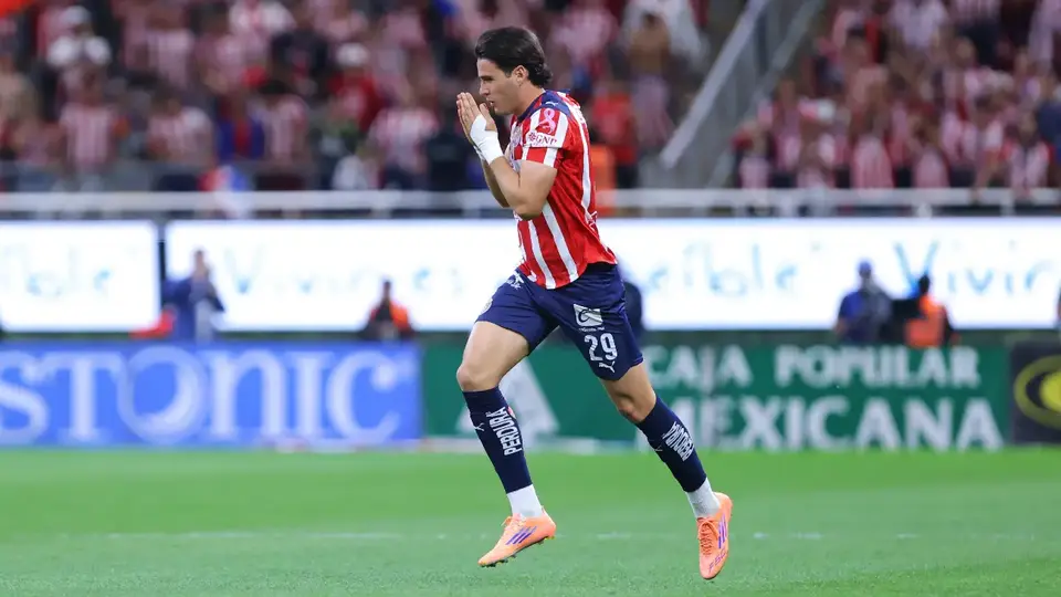 Chivas confirma la salida de Teun Wilke; su destino será Colombia