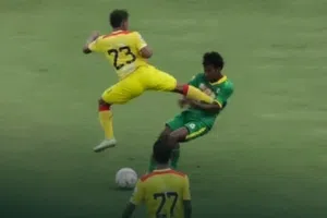 Futbolista es suspendido de por vida por entrada brutal sobre rival