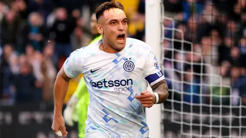 Con golazo de Lautaro, Inter gana 1-0 en Udinese y consolida ventaja en la Serie A