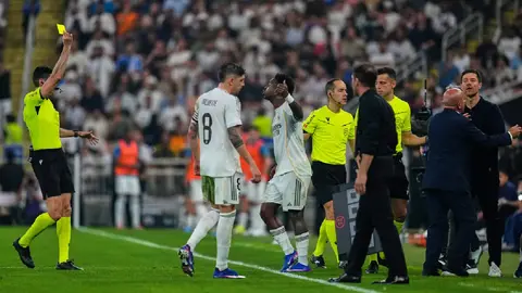 ‘Te va a echar Florentino’: Cholo Simeone y Vinicius Júnior protagonizaron 'fuerte' discusión en el Derbi