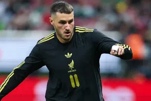 Santiago Giménez estará fuera de 3 a 4 meses, confirma Allegri, entrenador del Milan