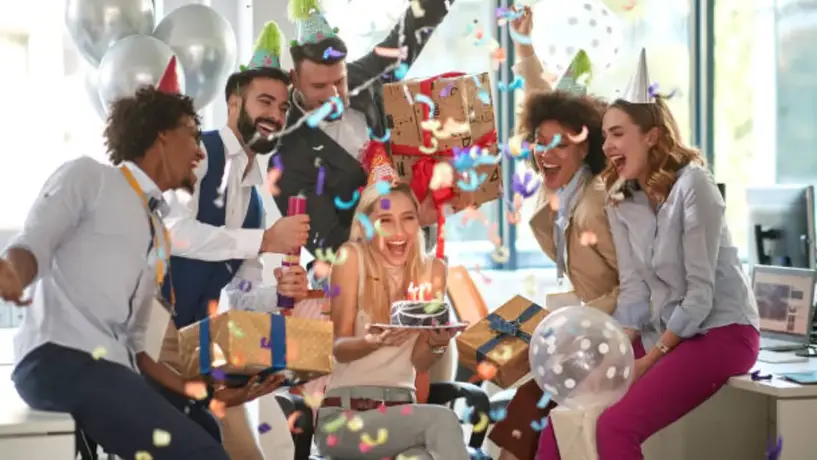 ¿Tu cumpleaños será día libre? Morena impulsa reforma laboral con descanso pagado