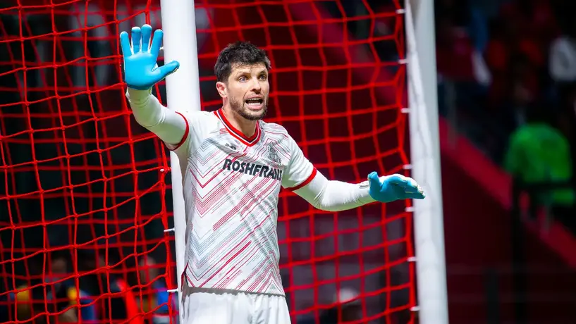 ¿Regresa a Liga MX? Tiago Volpi apunta a salir del Gremio y quedarse sin equipo