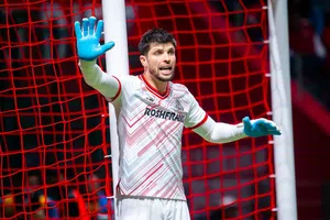 ¿Regresa a Liga MX? Tiago Volpi apunta a salir del Gremio y quedarse sin equipo