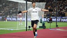 ¡Héroe! Raúl Jiménez da la victoria al Fulham contra West Ham con gol en los últimos minutos