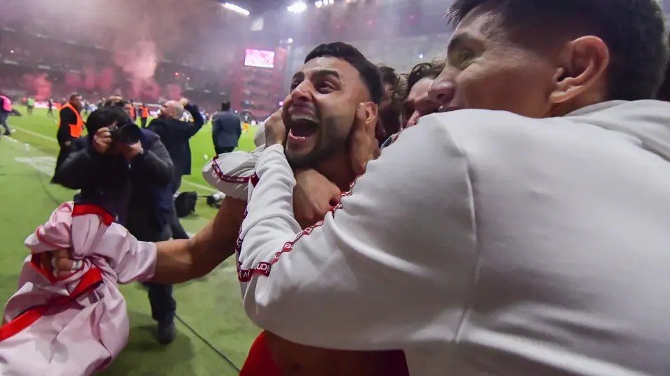 ¡Millonario! Alexis Vega revela el costo de su outfit de bicampeón