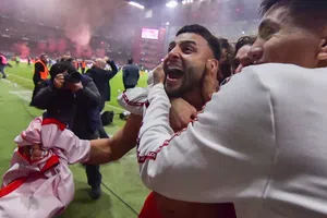 ¡Millonario! Alexis Vega revela el costo de su outfit de bicampeón