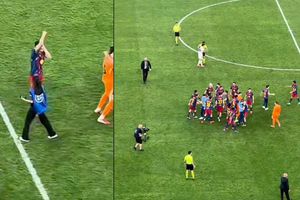 Pau Cubarsí y el corte de manga a la afición del Real Madrid tras ganar la Supercopa de España