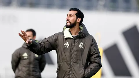 Arbeloa, de expulsado en el Etihad a volver a medirse al Manchester City