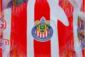 ¡Oficial! Chivas anuncia renovación de su máxima figura