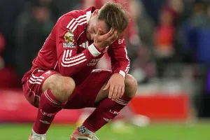 Mal y de malas: Liverpool repite empate con Leeds y encienden las alarmas en Anfield