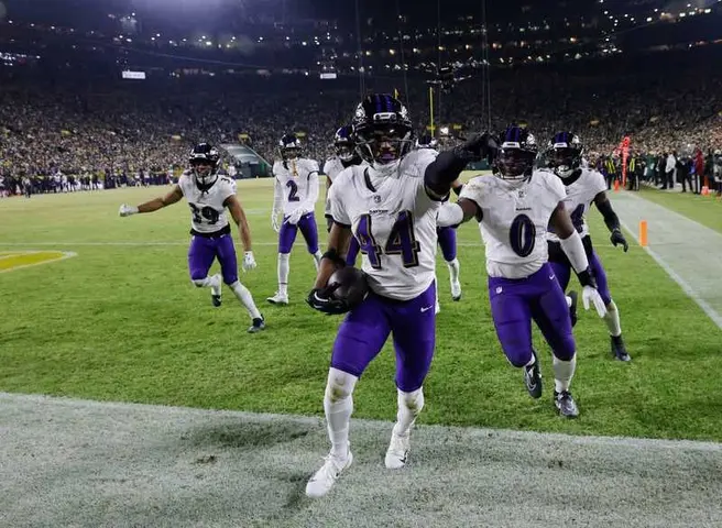 Ravens con la esperanza de Playoffs l AP