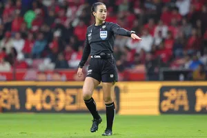 Comisión de Árbitros elogia la posición de Katia Itzel García en el Top 10 mundial de mejores árbitras