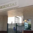 Hombre de la tercera edad agoniza y muere afuera de hospital en CDMX por no querer atenderlo