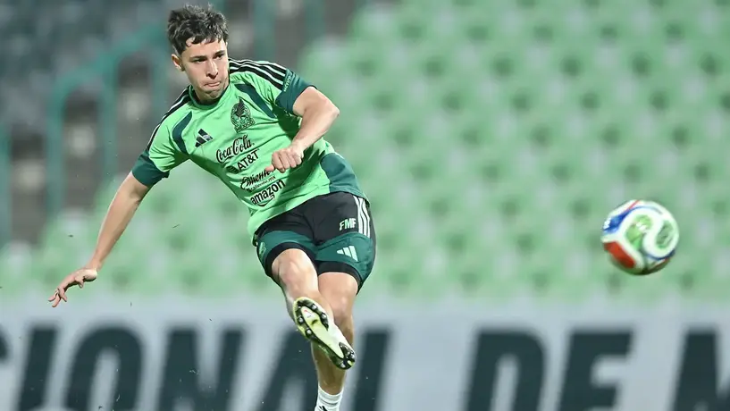 Mateo Chávez brilla en Europa con impresionante jugada en victoria del AZ Alkmaar
