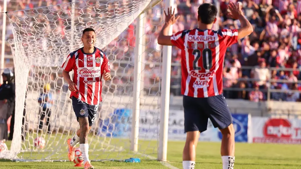 Tienen un Ángel: Chivas derrotó 4-0 a Irapuato con doble asistencia del 'Cuate' Sepúlveda