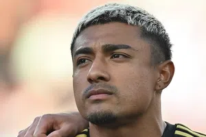 Julián Araujo, a nada de ser jugador del Celtic; Bournemouth resuelve problemas administrativos