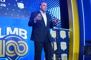 Faitelson reacciona a la captura de Maduro y pide poner en el centro a las personas, no al deporte