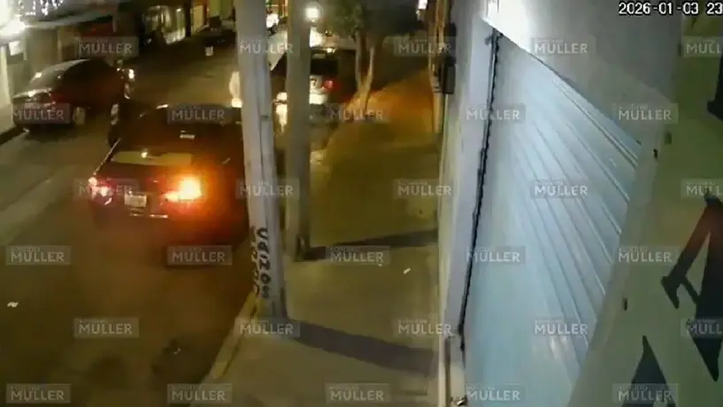 Revelan NUEVO VIDEO de cómo escapó la mujer que presuntamente atropelló y arrastró a motociclista en CDMX