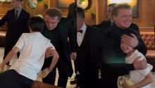 VIDEO: Luis Miguel rompe el protocolo besando y abrazando conmovido a un niño