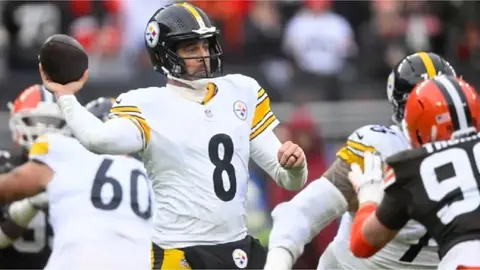 Aaron Rodgers decidirá su futuro en la NFL después del partido contra Ravens