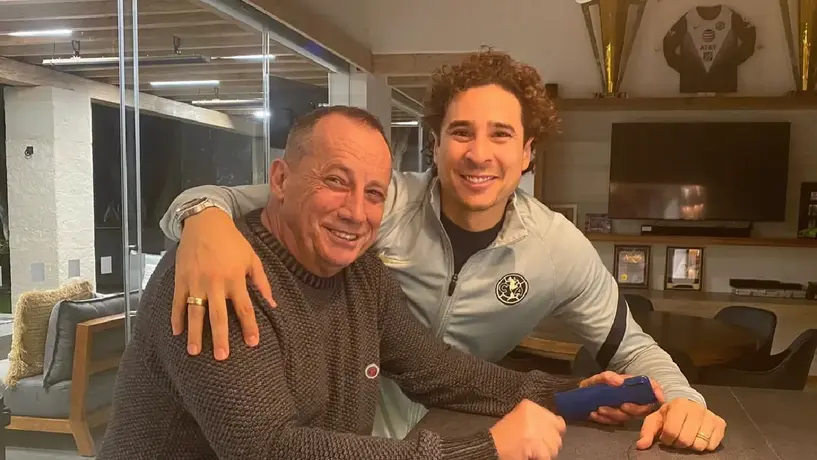 Guillermo Ochoa lamenta asesinato de expresidente de Ajaccio, quien lo llevó a Europa