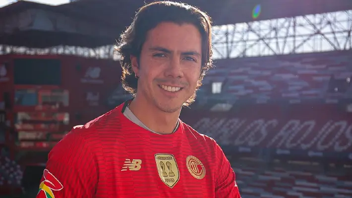 ¿Falta de humildad? Sebastián Córdova 'rechazó' regalo de aficionada del Toluca