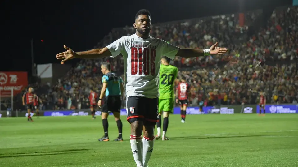 ¡Con la empanada! Así fue captado Miguel Borja a unos días de reportar con Cruz Azul