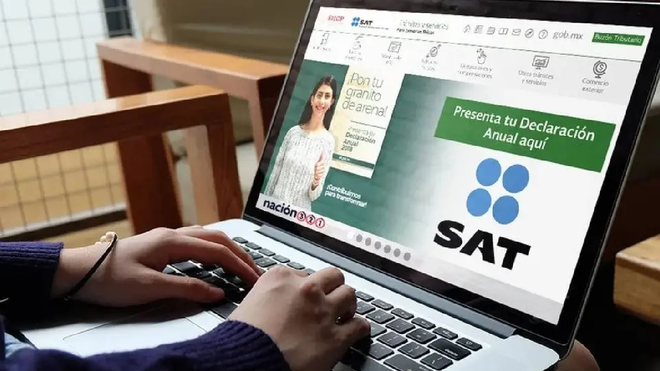 ¿Cuál es la fecha límite para que las empresas presenten su Declaración Anual ante el SAT en 2026?