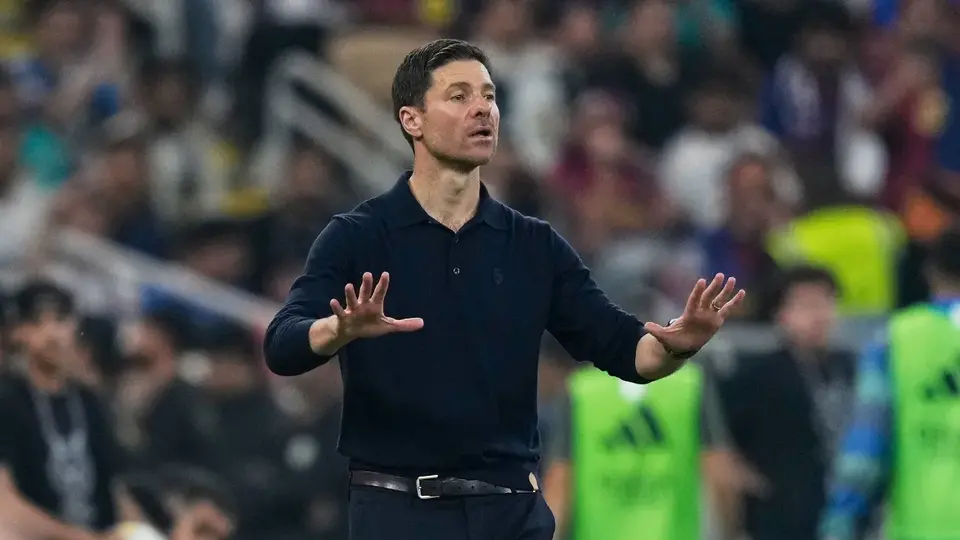 ¿Predijo la llegada de Arbeloa? La rueda de prensa en la que Xabi Alonso 'condenó' su destino