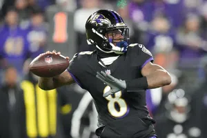 ¡Por los Playoffs! Lamar Jackson apunta a jugar en la Semana 18 ante los Steelers