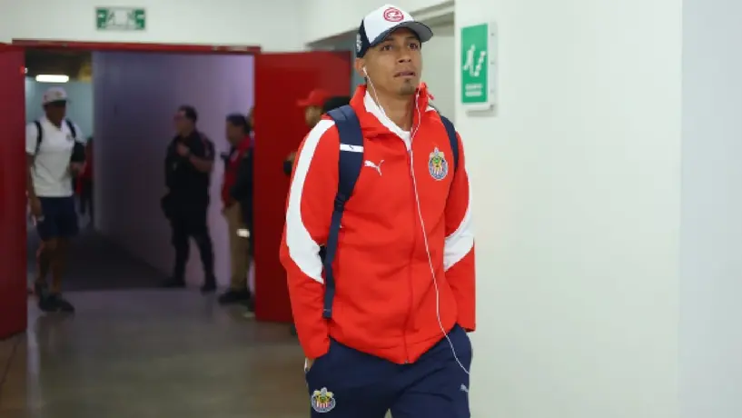 Ángel Sepúlveda hace su debut, en su segunda etapa, con las Chivas