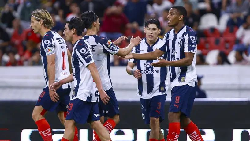 ¡Ya se estrenó! Anthony Martial marcó su primer gol con Rayados... Ante Leones Negros