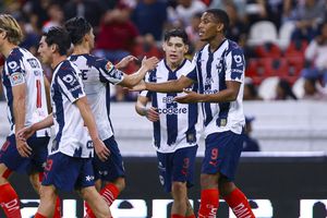¡Ya se estrenó! Anthony Martial marcó su primer gol con Rayados... Ante Leones Negros