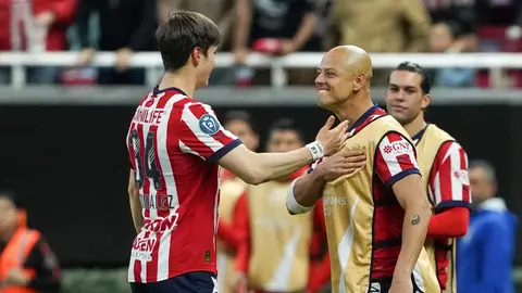 ¡El pase de antorcha! Chicharito reacciona al nuevo número de la Hormiga con el Tri