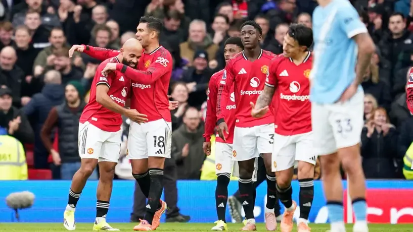 Sky Sports realiza experimento con aficionados del United y el City durante el Derbi de Manchester