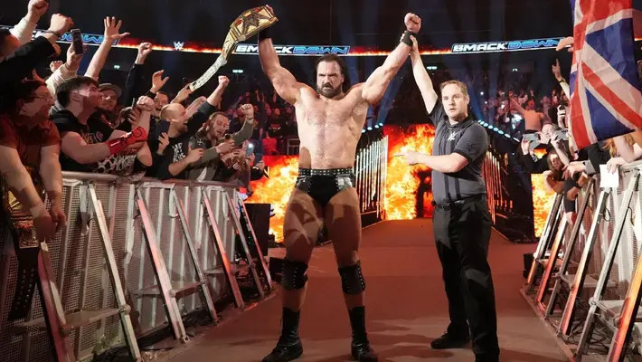 ¡Por fin! Drew McIntyre venció a Cody Rhodes para coronarse nuevo campeón indiscutido de WWE